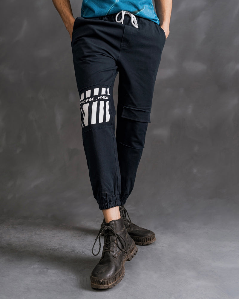 Skinny Fit Graphic Joggers